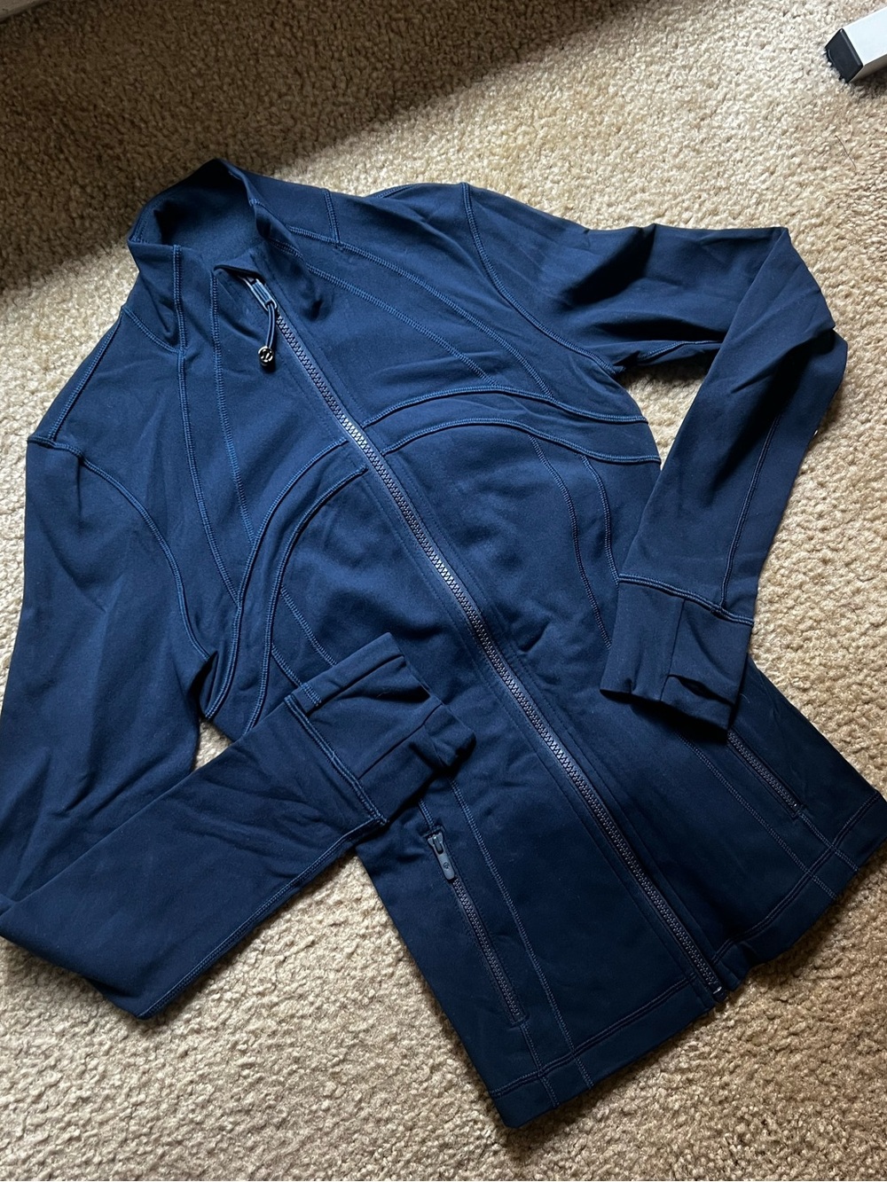 LULULEMON DEFINE JACKET